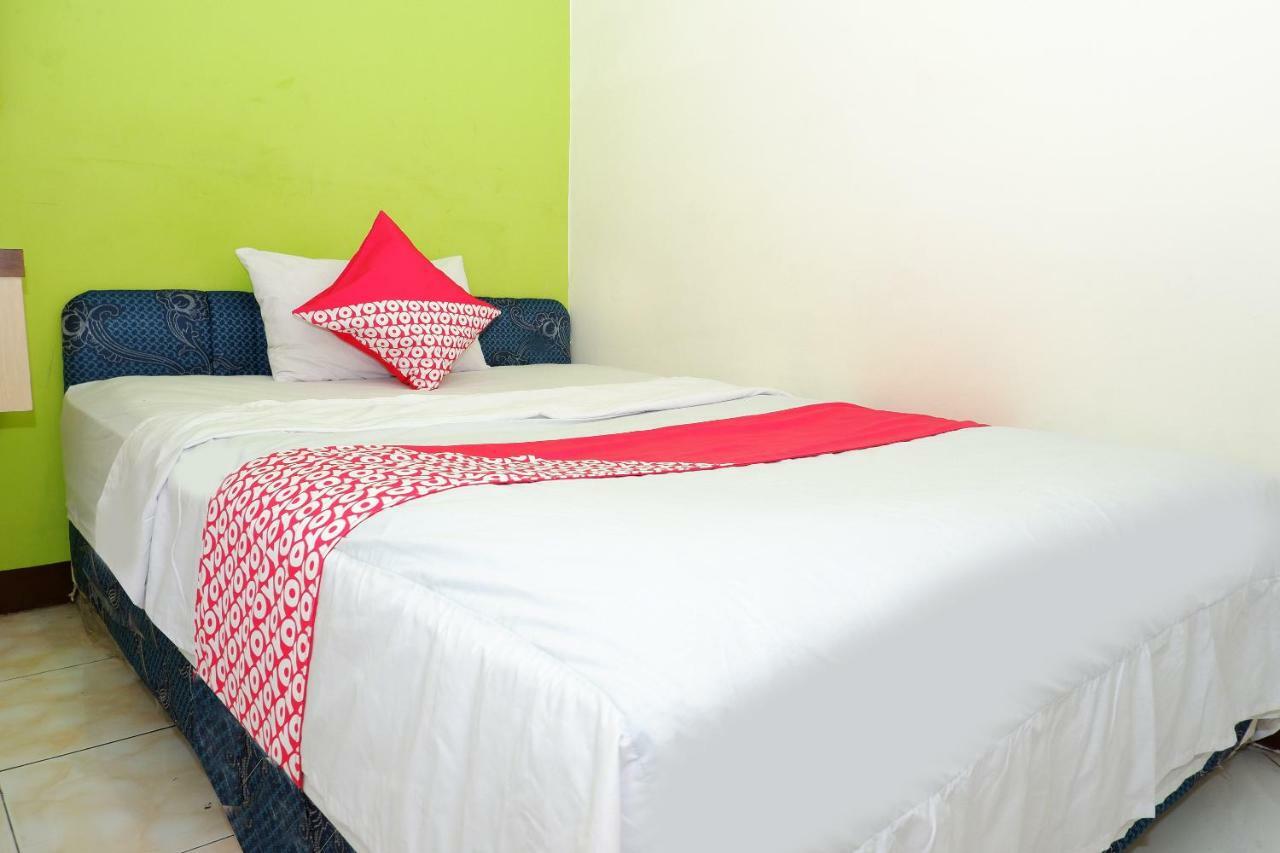 New Mira Hotel Semarang Dış mekan fotoğraf
