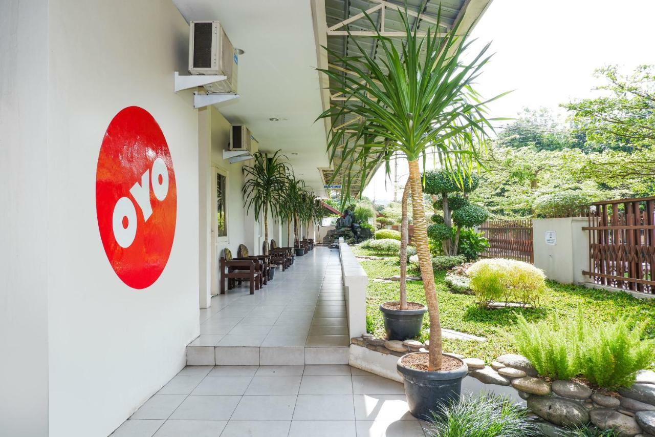 New Mira Hotel Semarang Dış mekan fotoğraf
